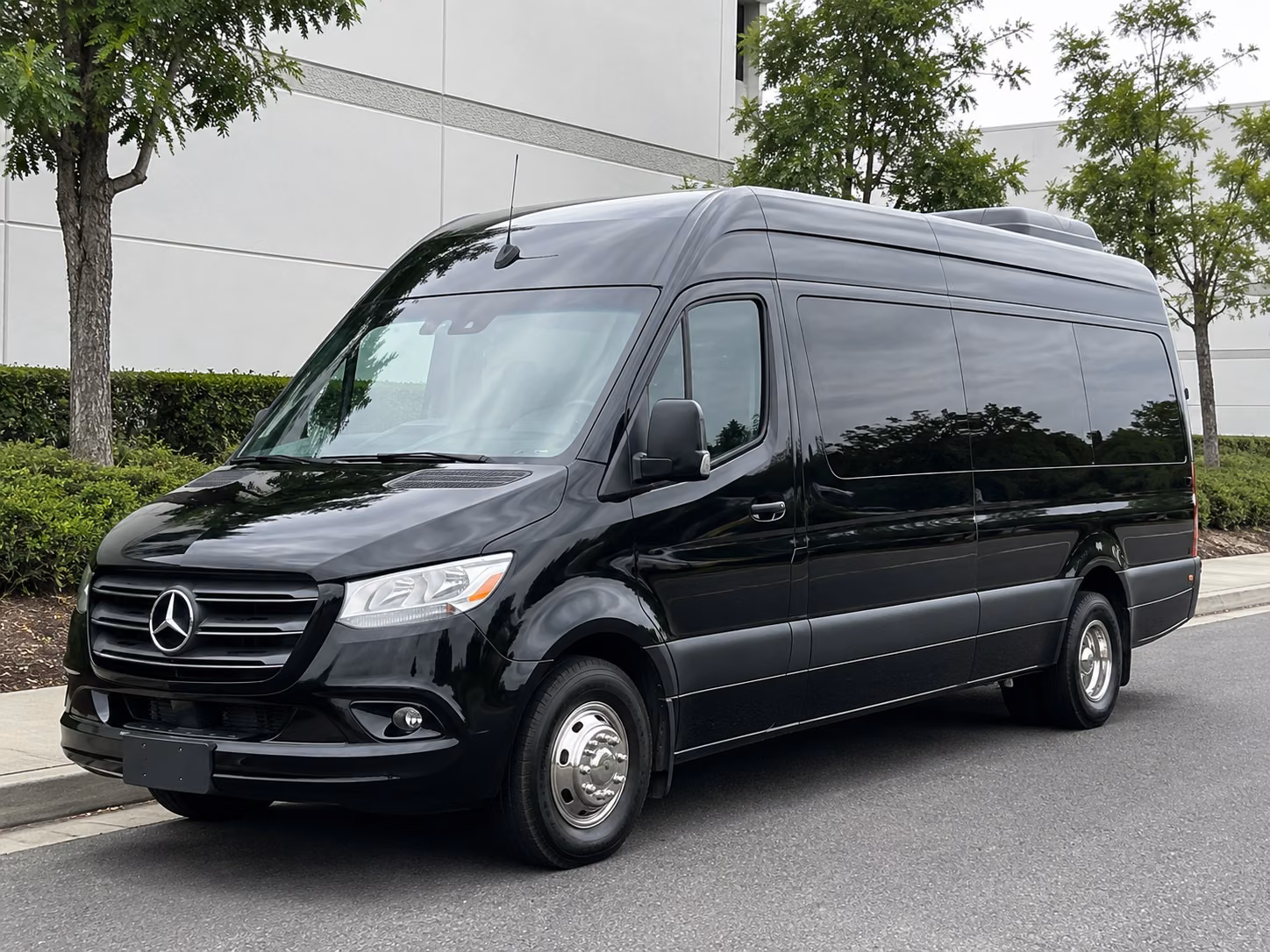book group transportation for your next airport transfer 1