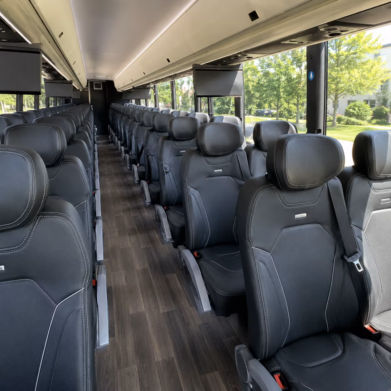 ontario field trip charter bus rental